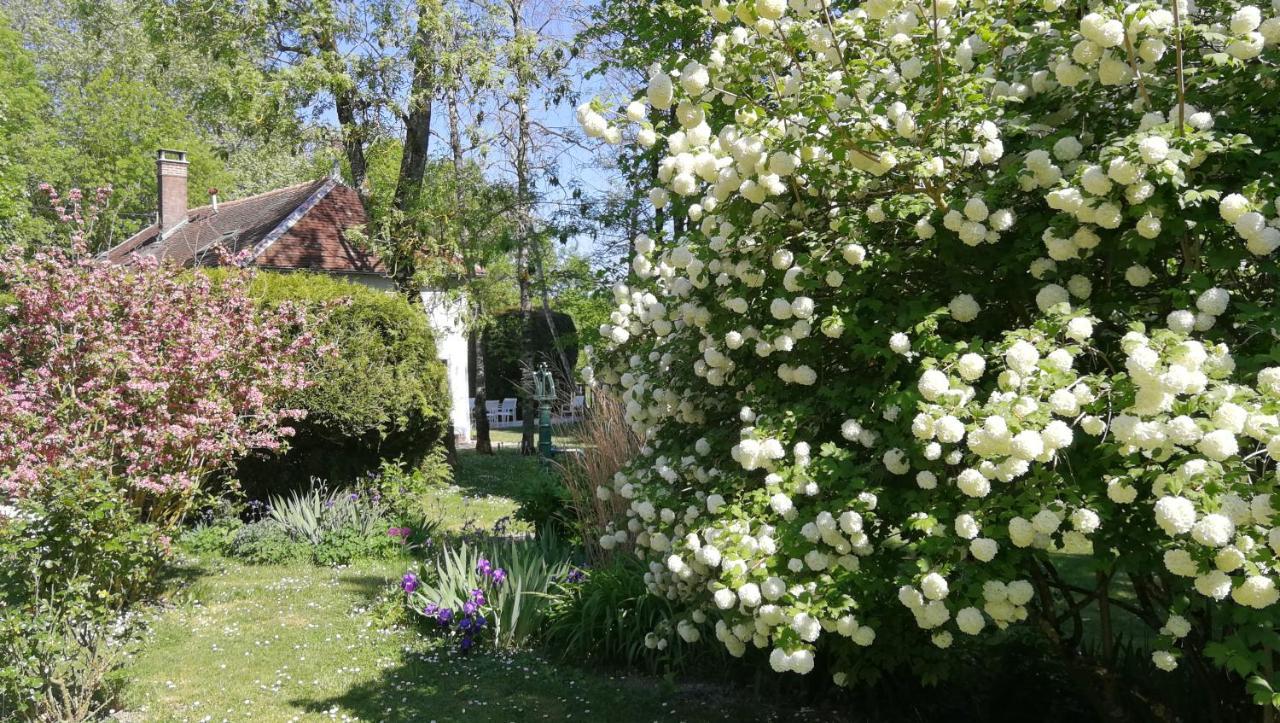 Domaine Du Carouge Hotell Lirey Eksteriør bilde