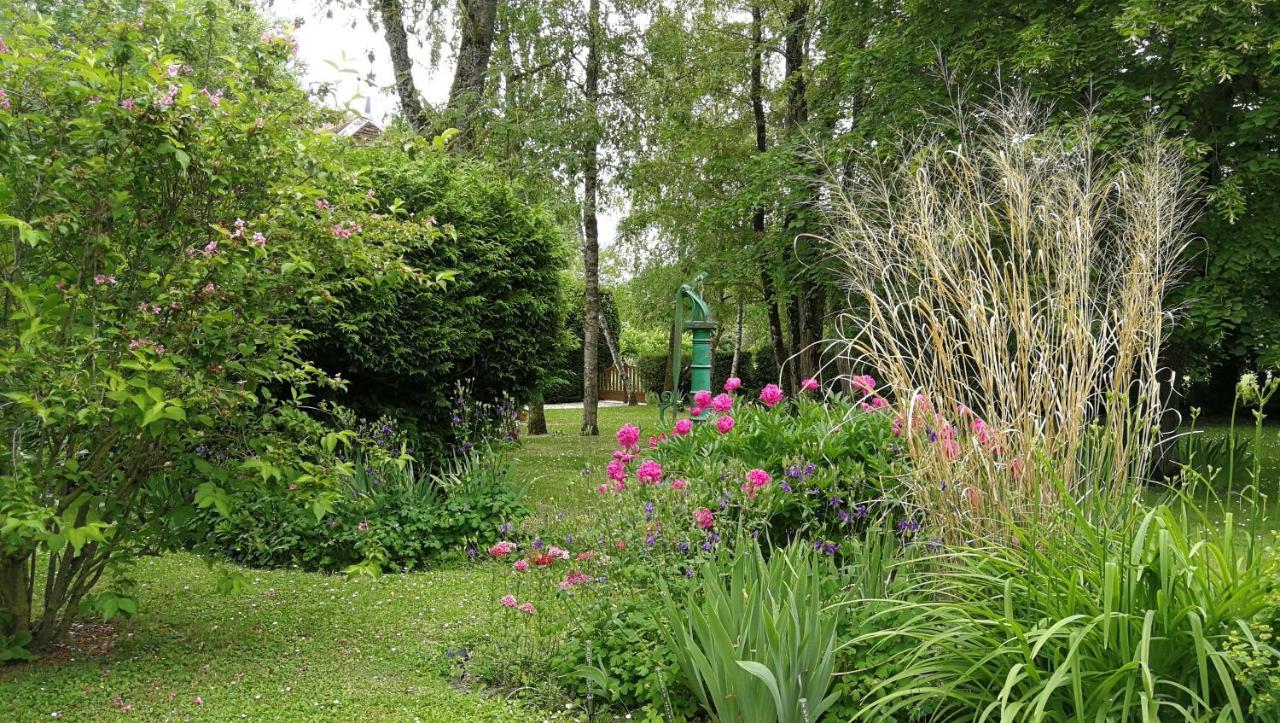 Domaine Du Carouge Hotell Lirey Eksteriør bilde